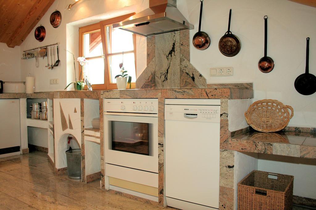 Apartment Goller *