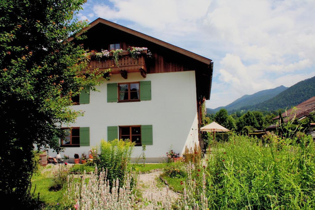 Goller Apartment